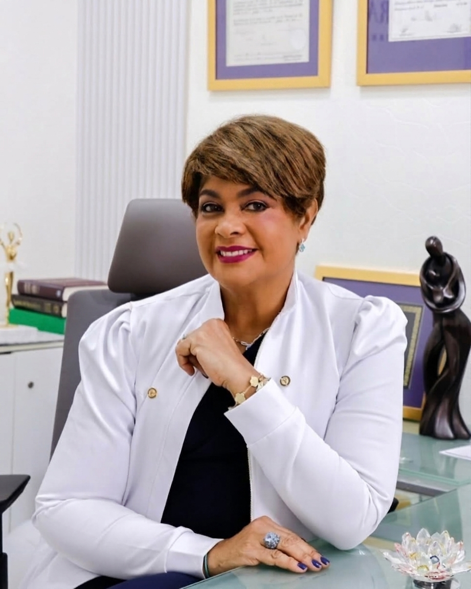 Dr. Yvelise Bello